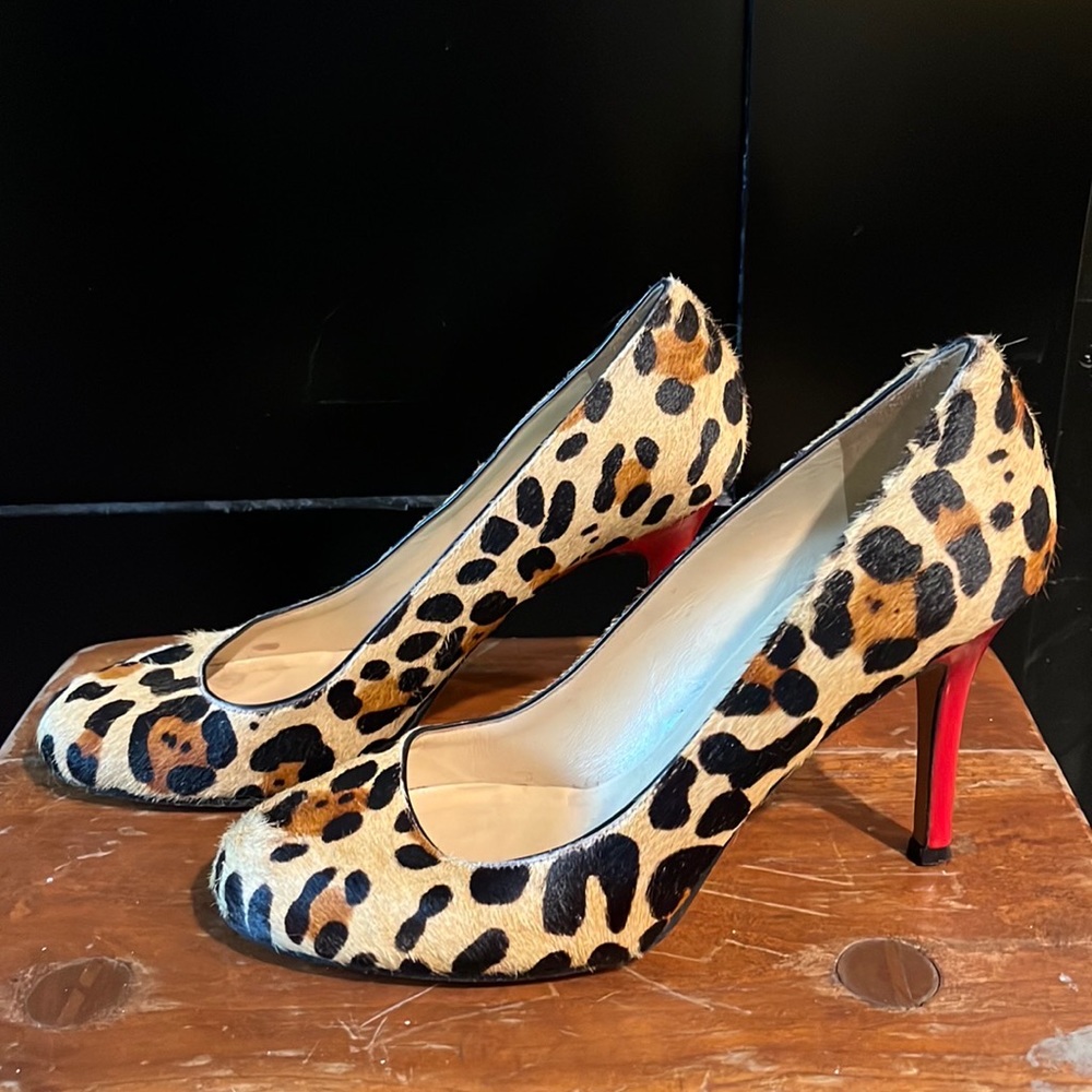 Kate spade leather calf hair heels 8